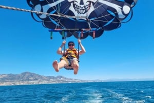 Marbella: Parasailing Flight from Puerto Banus