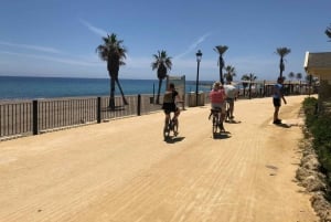 Marbella: Wycieczka rowerowa z przewodnikiem z degustacją tapas i napojami