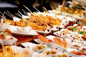 マルベーリャ旧市街ツアーとプエルト・バヌースへのボートツアー