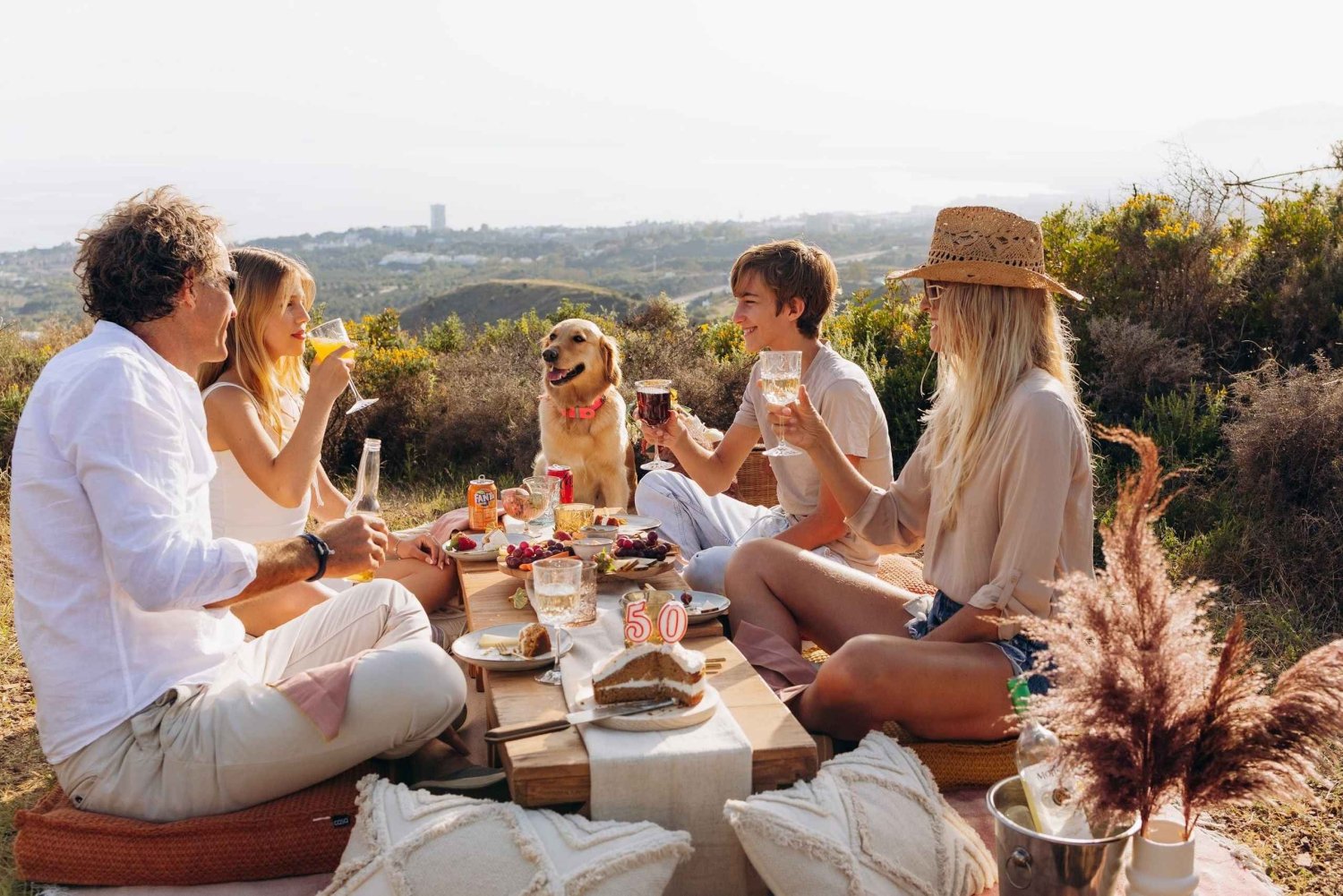 Marbella: Private Luxury Pop-Up Picnic