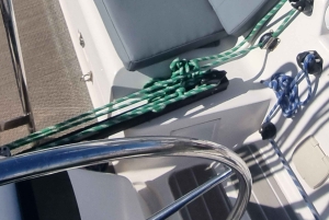 Marbella: prywatny rejs z napojem i przekąską, 2 godziny