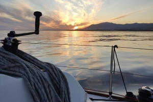 Marbella: prywatny rejs z napojem i przekąską, 2 godziny