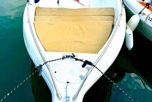 マルベラ：セルフドライブボートレンタル