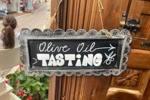 Marbella - Wine, Olive Oil & Tapas tasting
