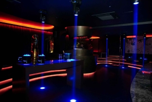 プライベートプエルトバヌスナイトライフウォーキングツアー