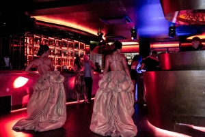 プライベートプエルトバヌスナイトライフウォーキングツアー