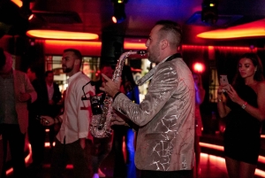 プライベートプエルトバヌスナイトライフウォーキングツアー