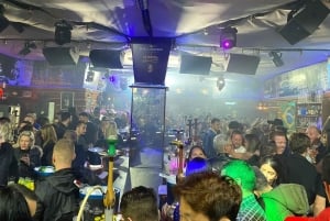 プライベートプエルトバヌスナイトライフウォーキングツアー