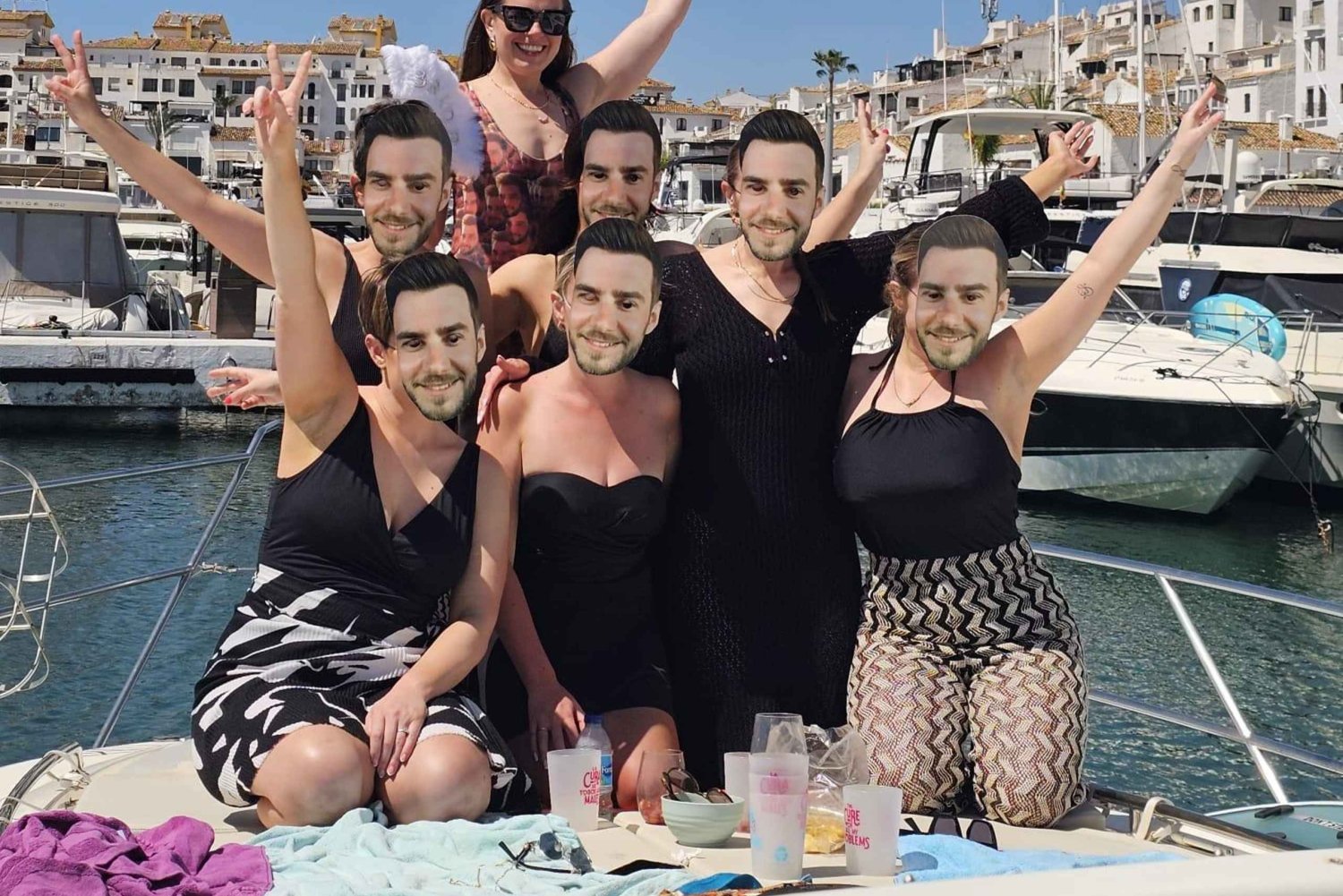 Puerto Banús: Bachelorette party on a yacht