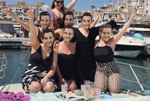 Puerto Banús: Despedida de soltera en yate