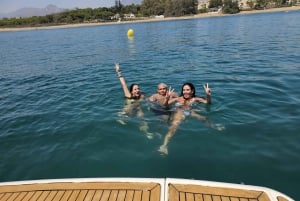Puerto Banús: Despedida de soltera en yate