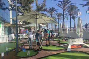 Quizygolf Marbella, entrada a Minigolf
