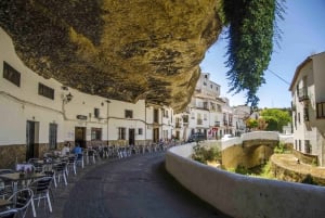 Marbella/Estepona: Ronda and Setenil de las Bodegas