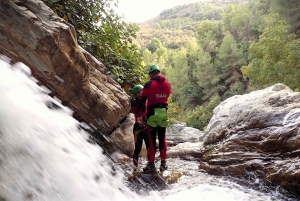 Desde Yunquera: Excursión de Barranquismo al Cañón de Zarzalones