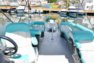 Up to 11 Pax enjoy the Marbella coast line on board