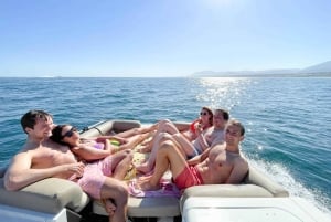 Do 11 osób na pokładzie może cieszyć się wybrzeżem Marbelli