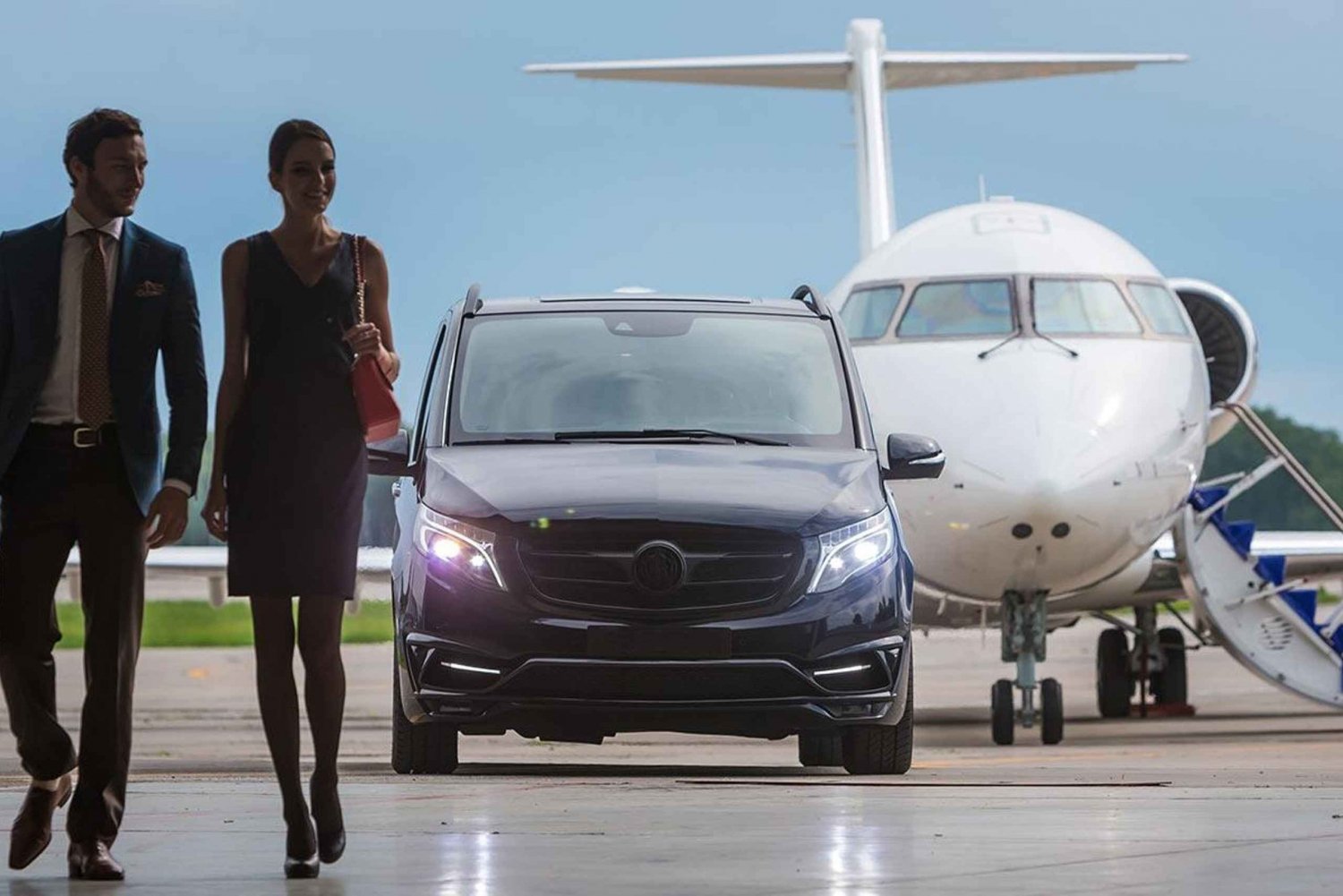 Vip Transfer from Malaga Airport to Benalmádena