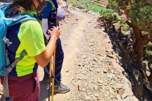 2-dagers vandring, berberlandsbyer og opphold i Azzaden-dalen