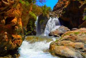 Caminhada de 2 dias no deserto de Agafay e nas montanhas do Atlas saindo de Marrakech