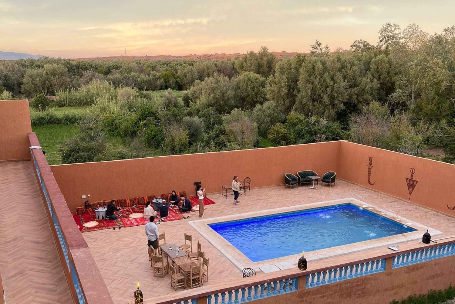 2 päivää: Marrakech, Ait Ben Haddou, Dades-laakso ja apinasormet