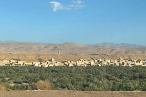 2 päivää: Marrakech, Ait Ben Haddou, Dades-laakso ja apinasormet