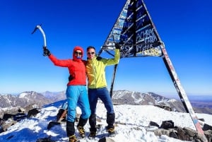 2 dias de caminhada de subida do Monte Toubkal pelo Vale Ait Mizane