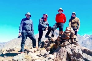 Excursión de 2 días para subir al Toubkal por el valle de Ait Mizane