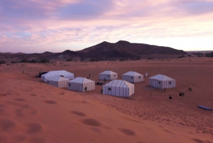 2 päivän aavikkoretki Fesistä Fesiin/Marrakechiin wit Luxury Campiin