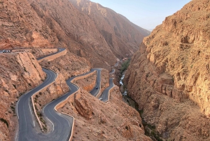 Viagem de 2 dias de Marrakech a Ouarzazate e Vale do Dades