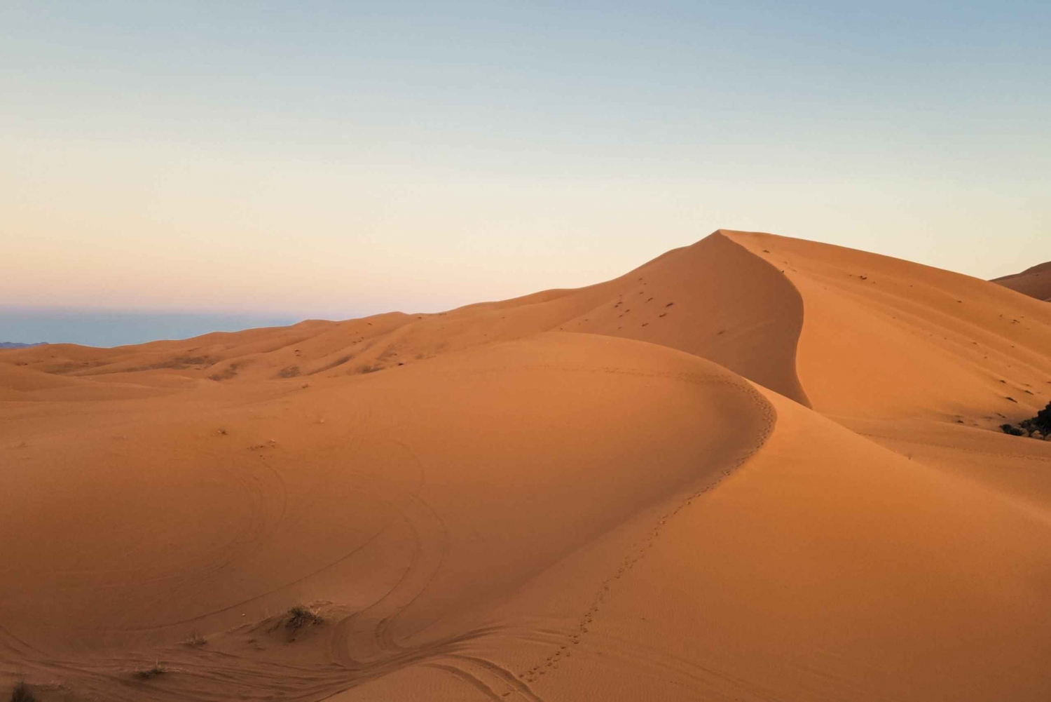 Acampamento no deserto de Merzouga de 3 dias e 2 noites saindo de Marrakech com camelo