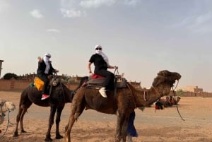 Aventure de luxe de 3 jours : de Marrakech à Merzouga, quad et spectacle inclus.