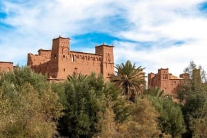 Marrakech: 3 päivän ylellinen aavikkokierros Fesiin Merzougan kautta.