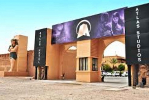 Marrakech: 3 päivän ylellinen aavikkokierros Fesiin Merzougan kautta.