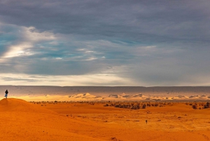 4 päivän seikkailu Marrakechista Erg Chegagaan Saharassa