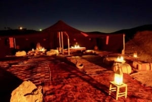 Marrakech: Aavikkokierros päivällisellä, kameliratsastuksella ja show'lla.