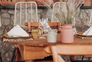 Dîner de luxe dans le désert d'Agafay avec musique live et spectacle de feu