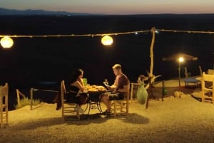 Agafay ørkenpakke, firhjuling, ridetur på kamel og middagsshow