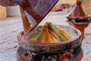 Deserto de Agafay: passeio de quadriciclo, passeio de camelo, almoço e piscina