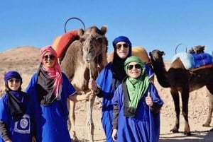 Marrakesz: Agafay Desert Quad & Przejażdżki na wielbłądzie z Dinner Show