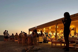 Marrakech : Agafay - Randonnée dans le désert en quad et à dos de chameau avec dîner-spectacle