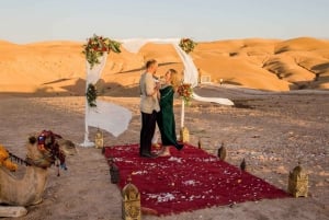 Marrakech Agafay Desert &Quad Tour auringonlaskun ja illallisnäytöksen kanssa