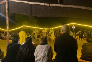 Marrakech: quadrijden en kameelrijden, dinershow in de Agafay-woestijn