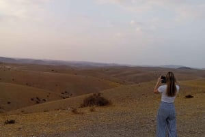 Agafay: Półdniowa przejażdżka quadem po pustyni i na wielbłądzie z lunchem
