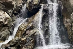 Excursion d'une journée dans les montagnes de l'Atlas, les chutes d'eau des trois vallées et le désert