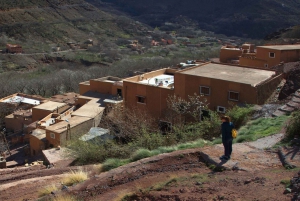 Marrakech : Excursion d'une journée dans les montagnes de l'Atlas et dîner au désert d'Agfay