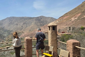 Caminhada nas montanhas do Atlas com cascatas e viagem de 1 dia aos 3 vales