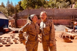 Tilbring en naturlig dag uden for Den Røde By: keramik, gåtur, pool