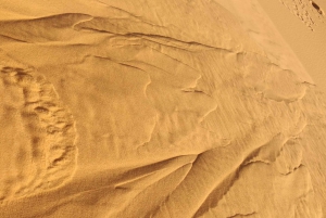 A partir de Fez: viagem de 2 dias com ida e volta pelo deserto de Merzouga e passeio de camelo