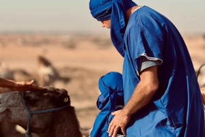 Kamelridningseventyr gjennom Marrakeshs ørkenlandsbyer