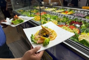 Kameliratsastus Marrakechissa lounaalla (paikallinen ravintola)